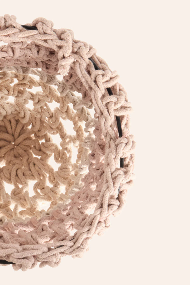 Pantalla para lámpara pequeña de crochet tintado beige Moon-Calma House