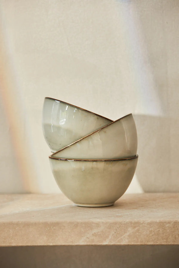 Bisbal gray ceramic bowl