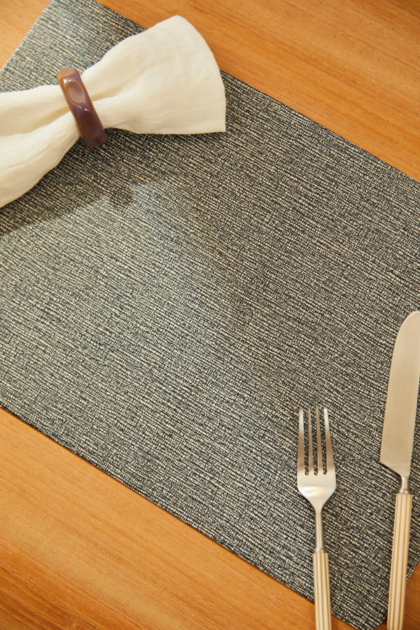 Gray Pla stain-resistant placemat