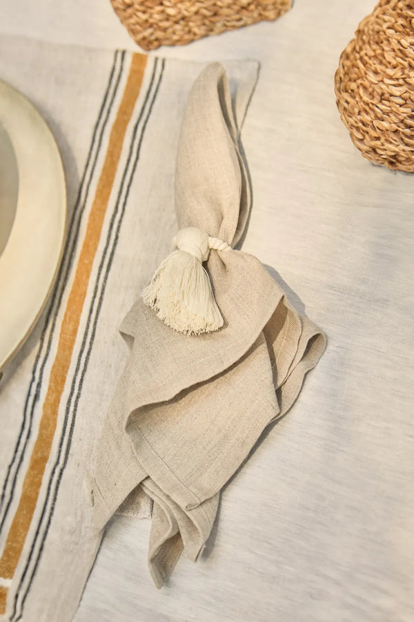 Set of 4 Sami ecru cotton napkin rings