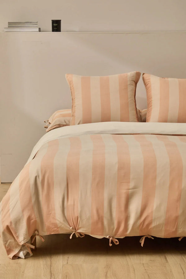 Saoko Striped Bamboo Duvet Cover + Pillow Set