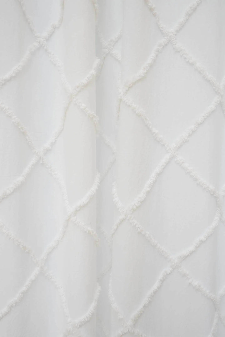 Cortina de algodón con relieve de rombos blanca Royal-Calma House