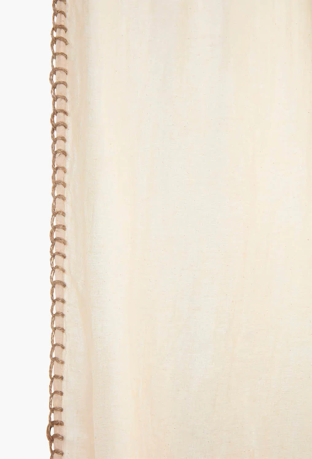 Cortina efecto lino crudo con remate en yute Asana-Calma House