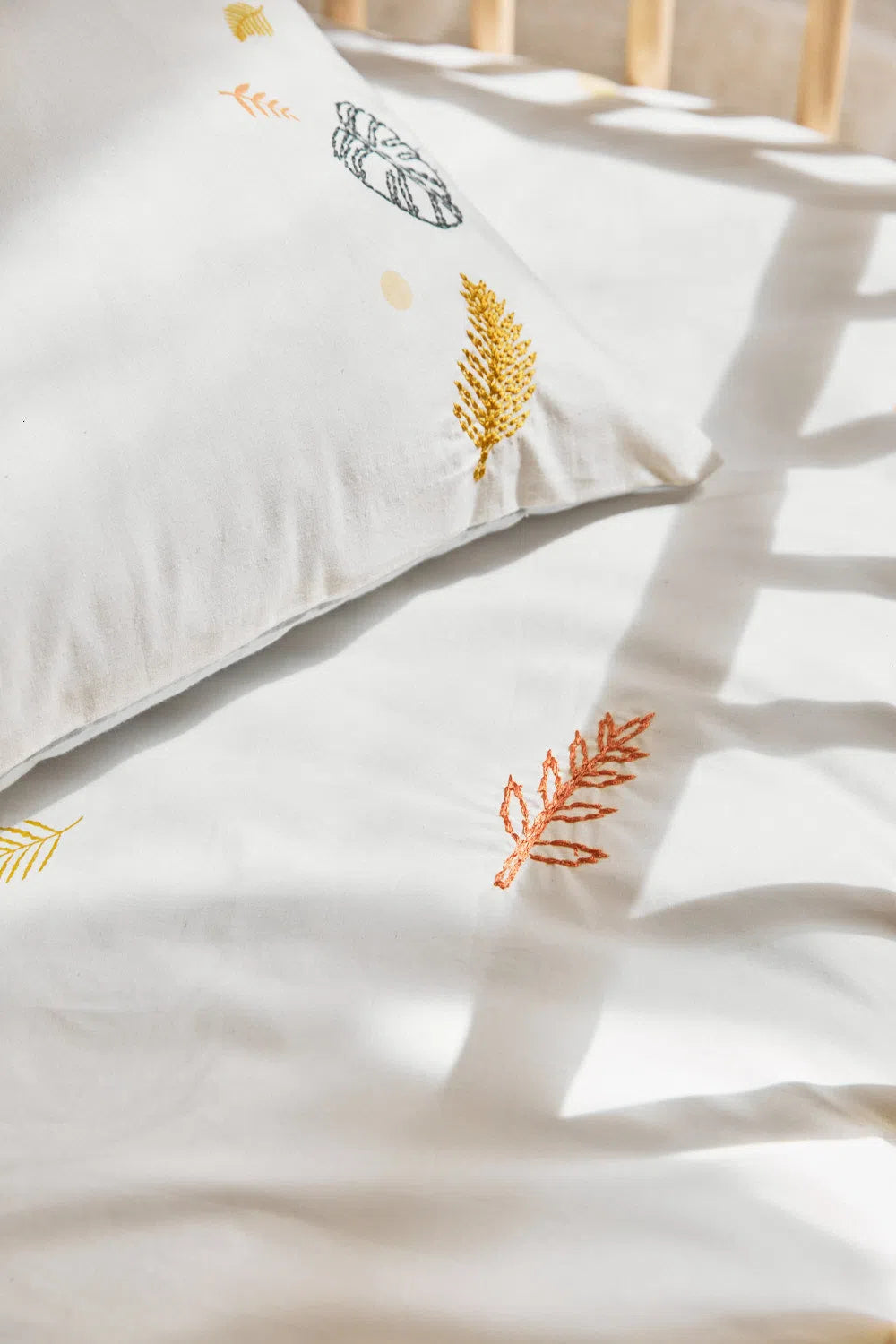 Funda nórdica de cuna + funda de almohada con motivos naturales Zunca-Calma House