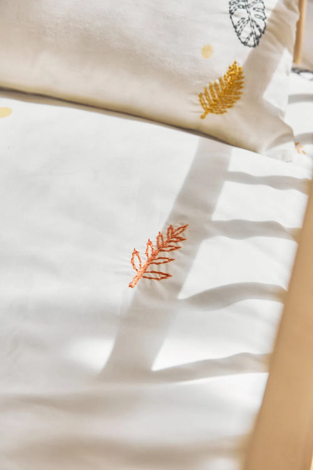 Funda nórdica de cuna + funda de almohada con motivos naturales Zunca-Calma House