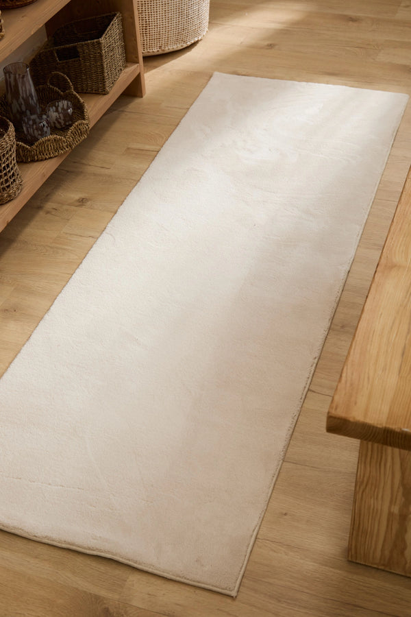 Alfombra pasillera lavable de pelo suave en tono piedra Apolo