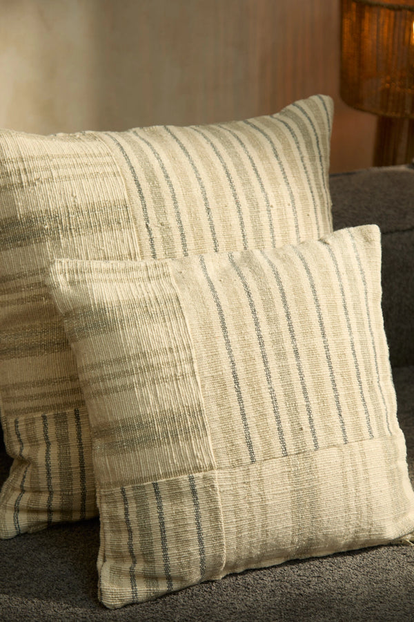 Funda de cojín cuadrada de patchwork con raya tejida Bacoli