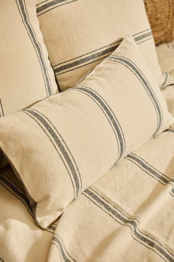 Funda de cojín rectangular de algodón con raya tejida gris oscuro Bari