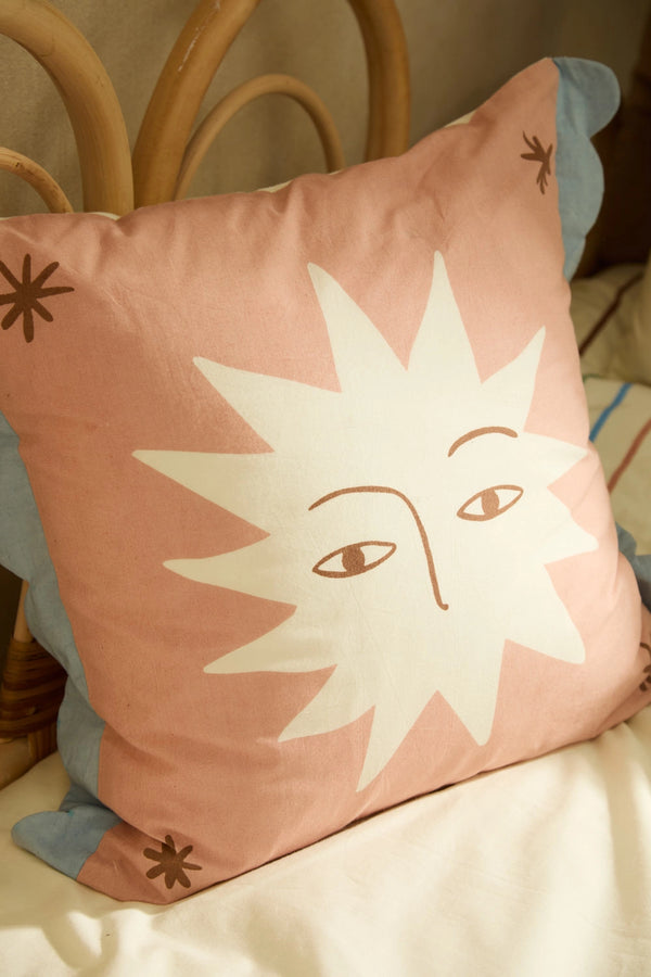 Funda de cojín cuadrada con ilustración en print Camp