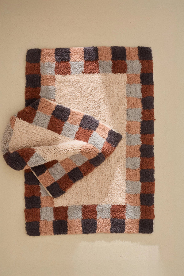 Alfombra de baño a cuadros en varios tonos Churup