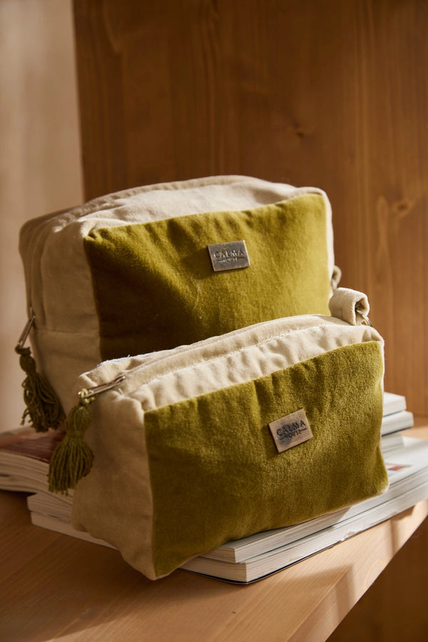 Neceser de terciopelo en tonos verdes y azules Osaka