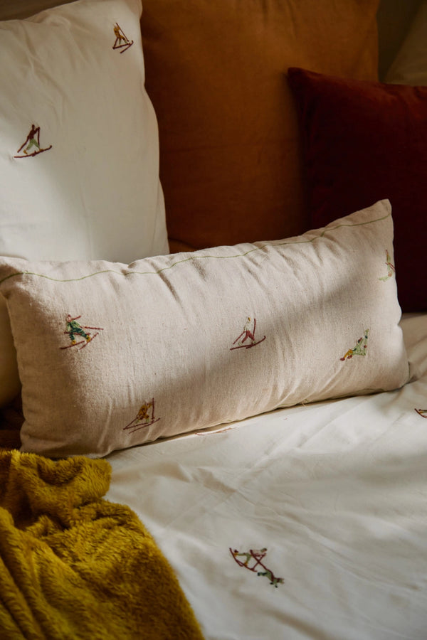 Funda de cojín rectangular de lino bordado Ski