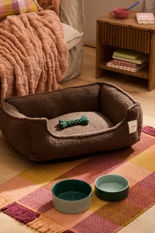 Cama desenfundable marrón para mascotas Taico