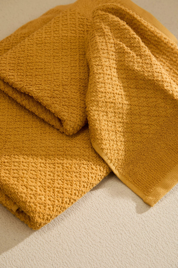 Toalla de baño de algodón de gramaje 500 g/m²  mostaza Venus
