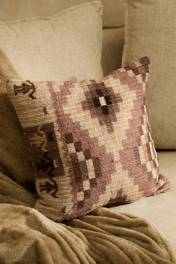 Funda de cojín cuadrada de algodón trenzado en tonos piedra Zulu