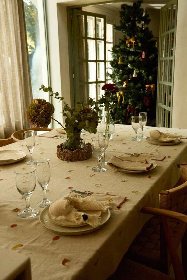 Mantel de lino bordado Joy