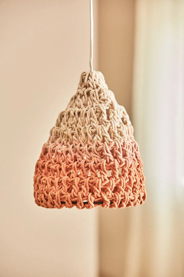 Pantalla para lámpara pequeña de crochet tintado tierra Moon-Calma House
