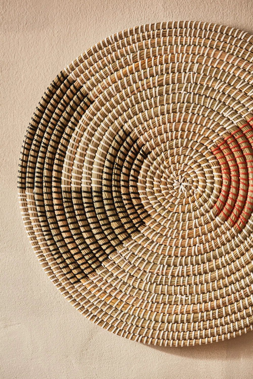 Plato decorativo de junco de mar Amiyab-Calma House