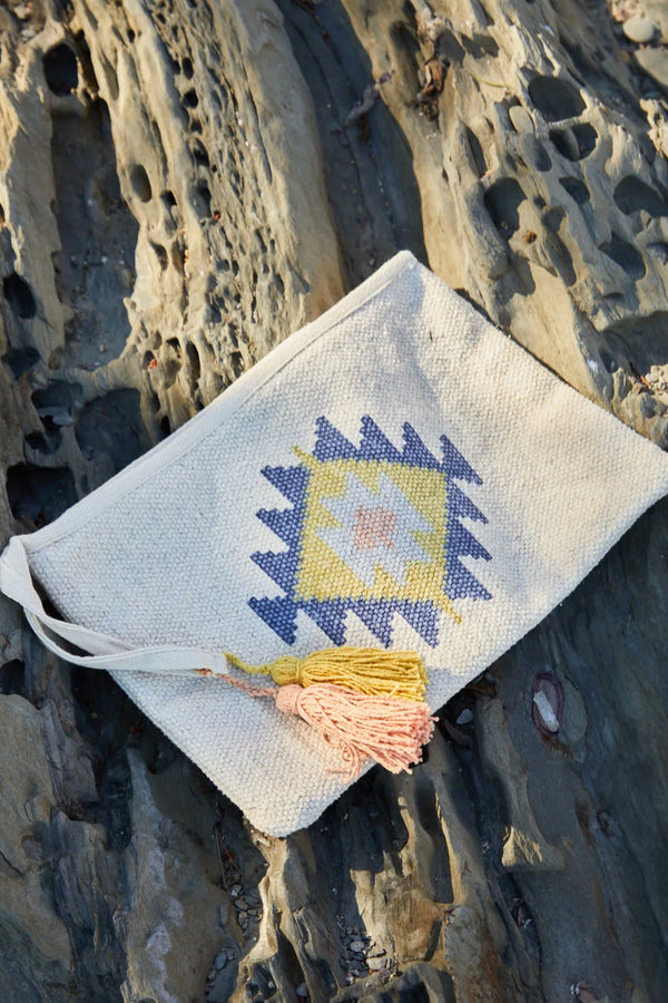 Handmade cotton dhurrie handbag with boho print Berta