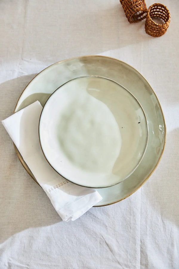 Bisbal small raw ceramic shallow dish