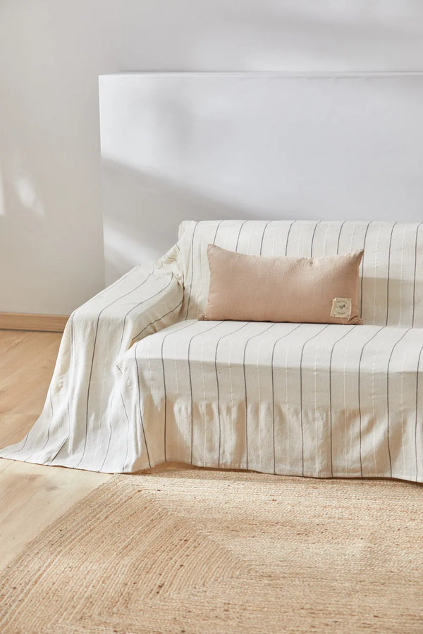 Funda de sofá con raya tejida beige Chipat