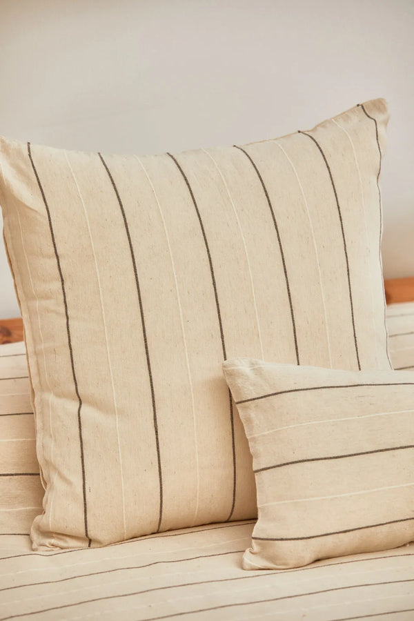Cushion cover with beige woven stripe Chipat