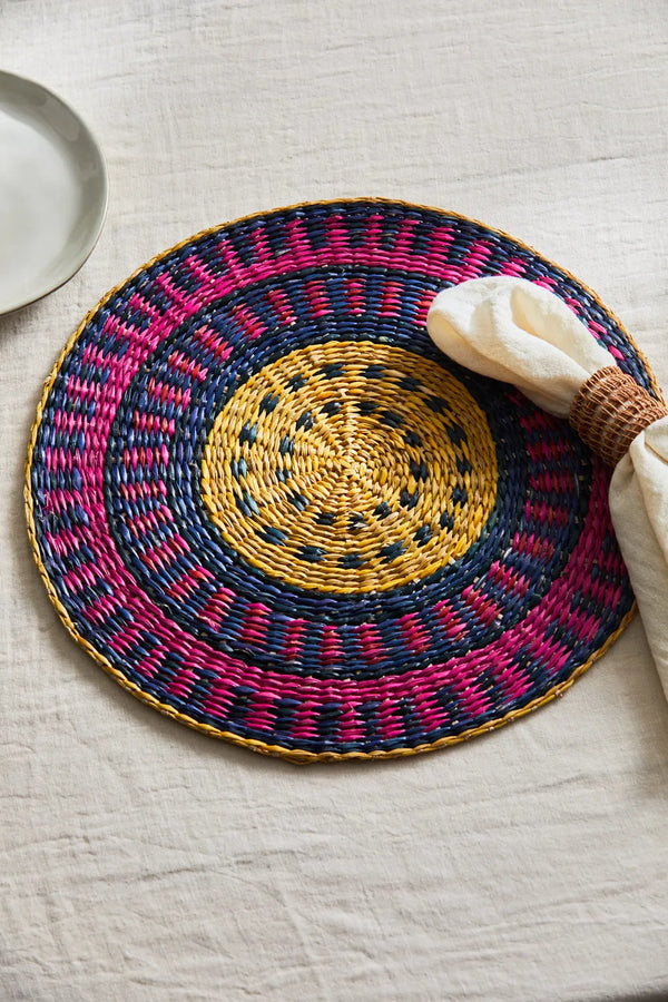 Round woven sea grass placemat Colosseum