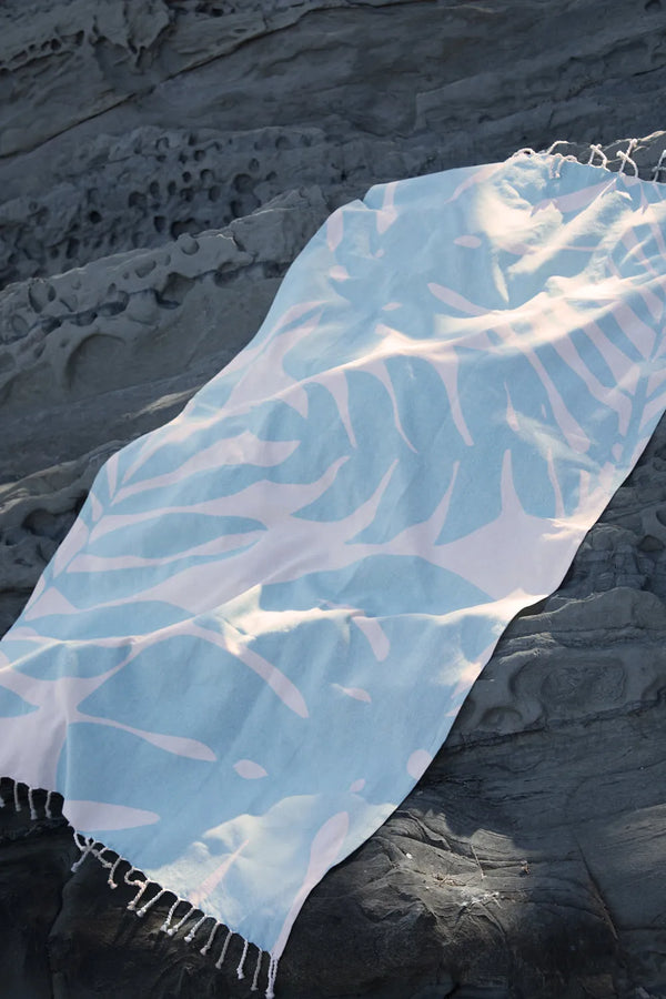 Turquoise cotton beach towel Menton