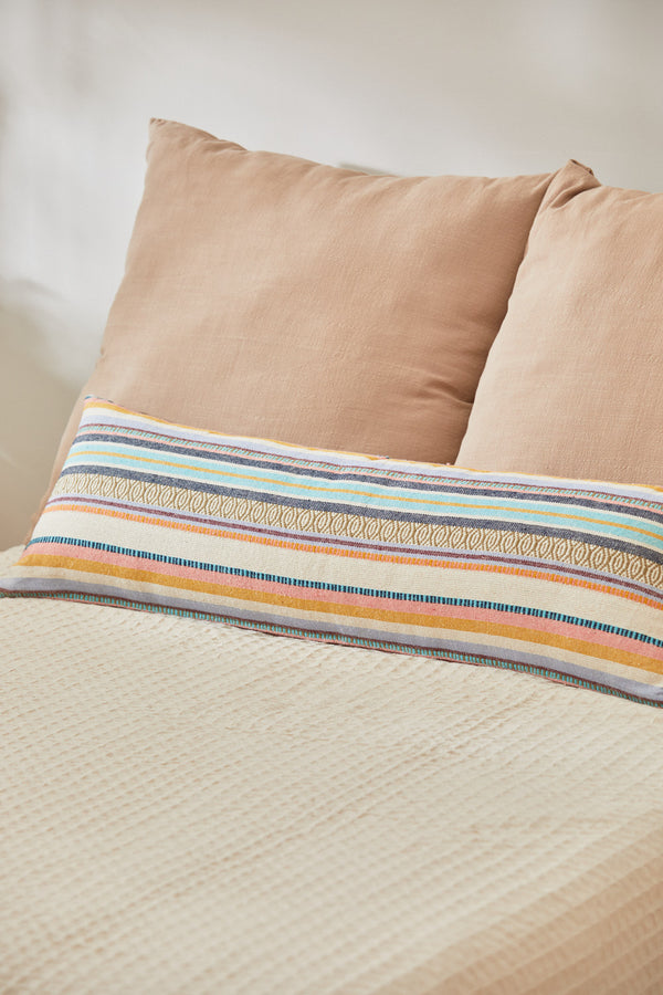 Elongated cushion Vedra multicolor