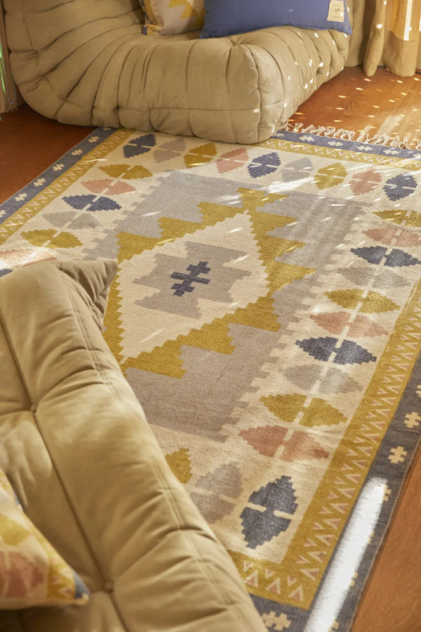 Cotton dhurrie carpet with boho print Berta