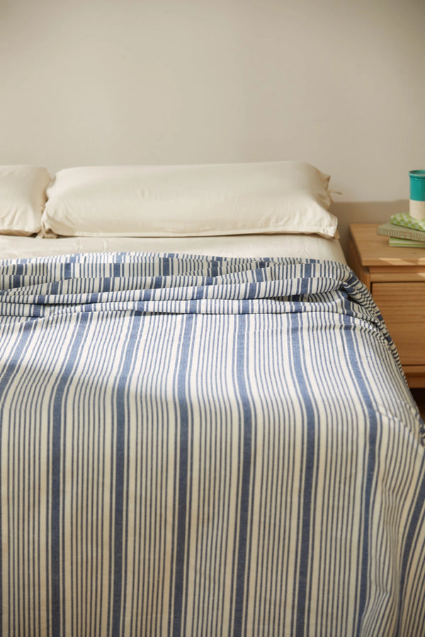 Bedspread blue Haiti