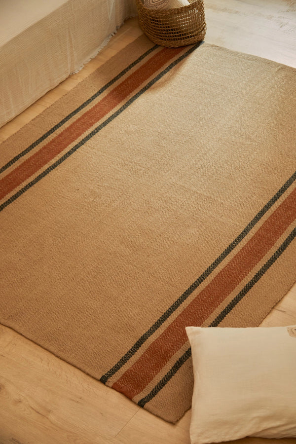 Tapis marron Mas