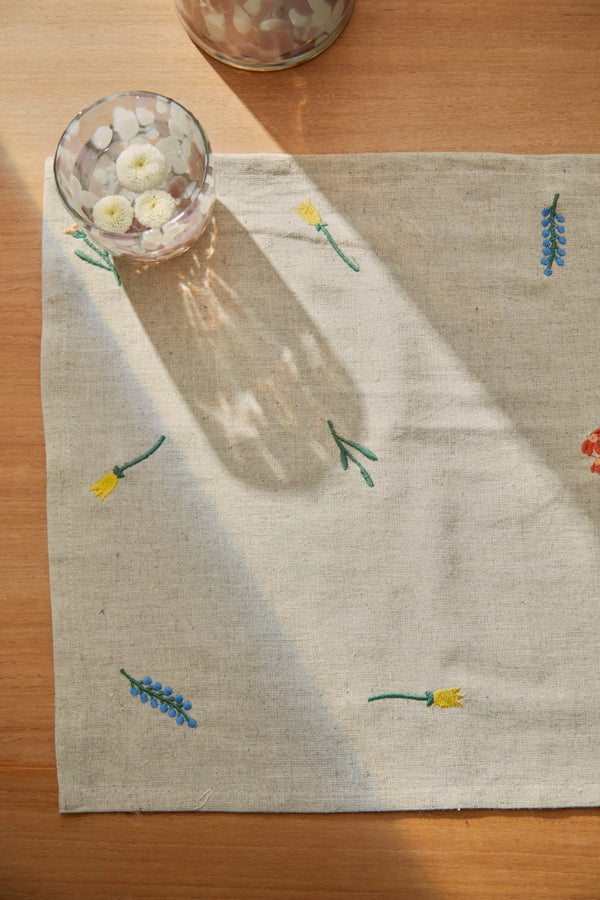 Table mat ecru Spring