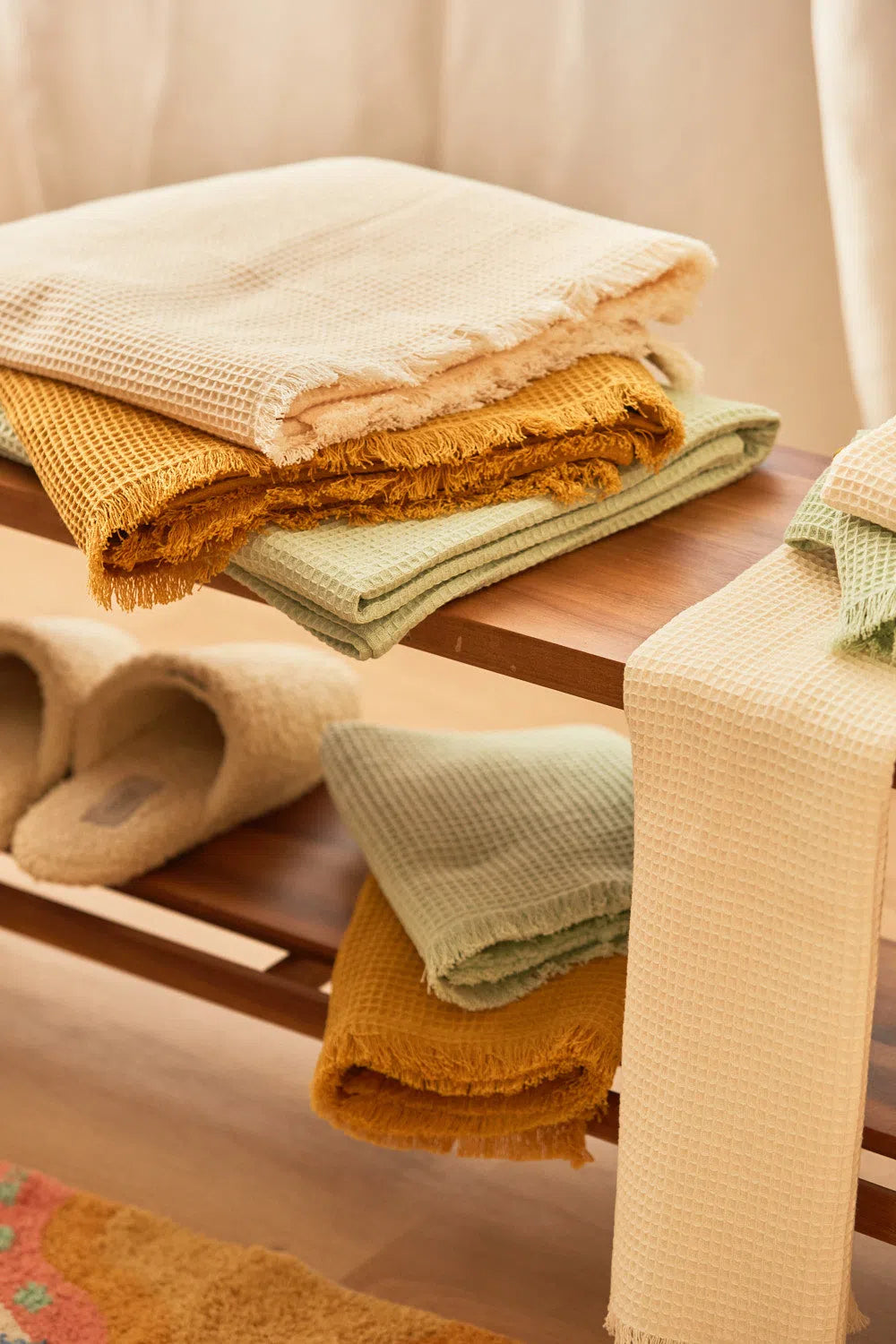 Toalla de baño mostaza Marte-Calma House