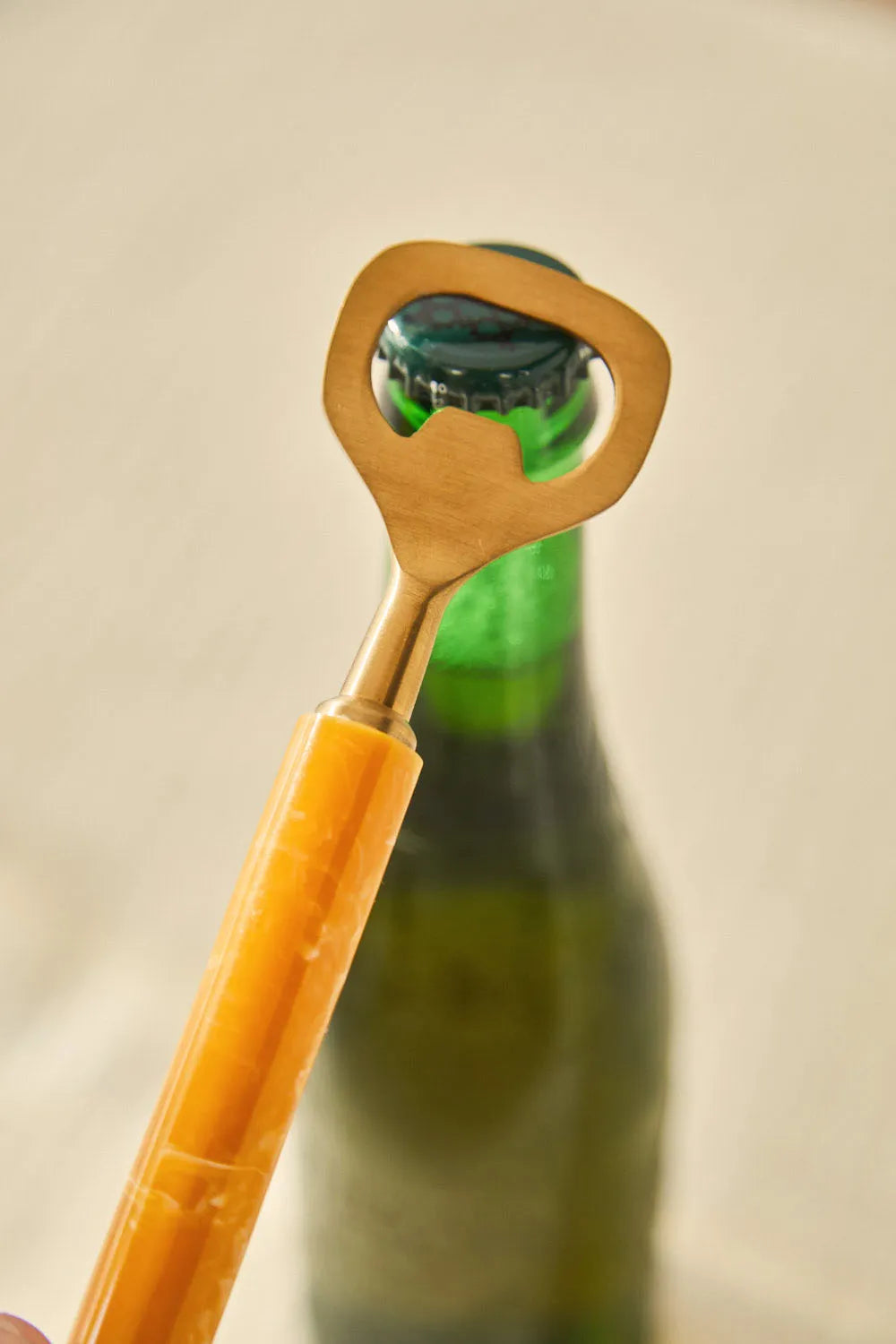 Abrebotellas mostaza Mango-Calma House