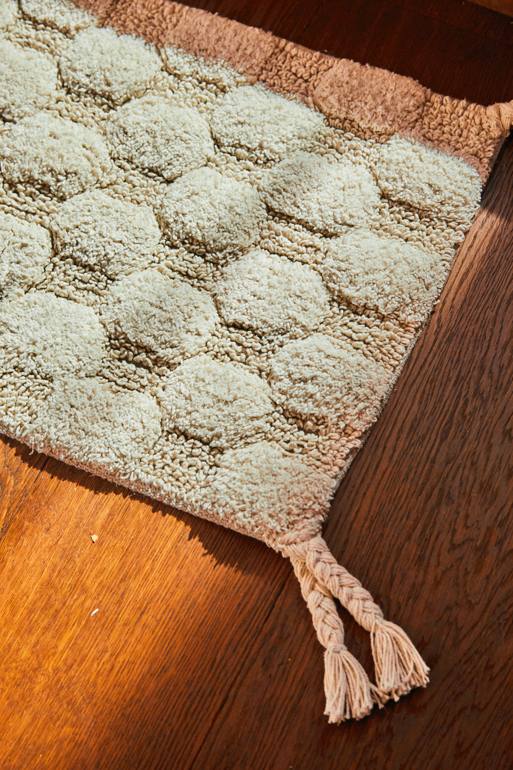 Alfombra de baño a cuadros crudo Oslo-Calma House