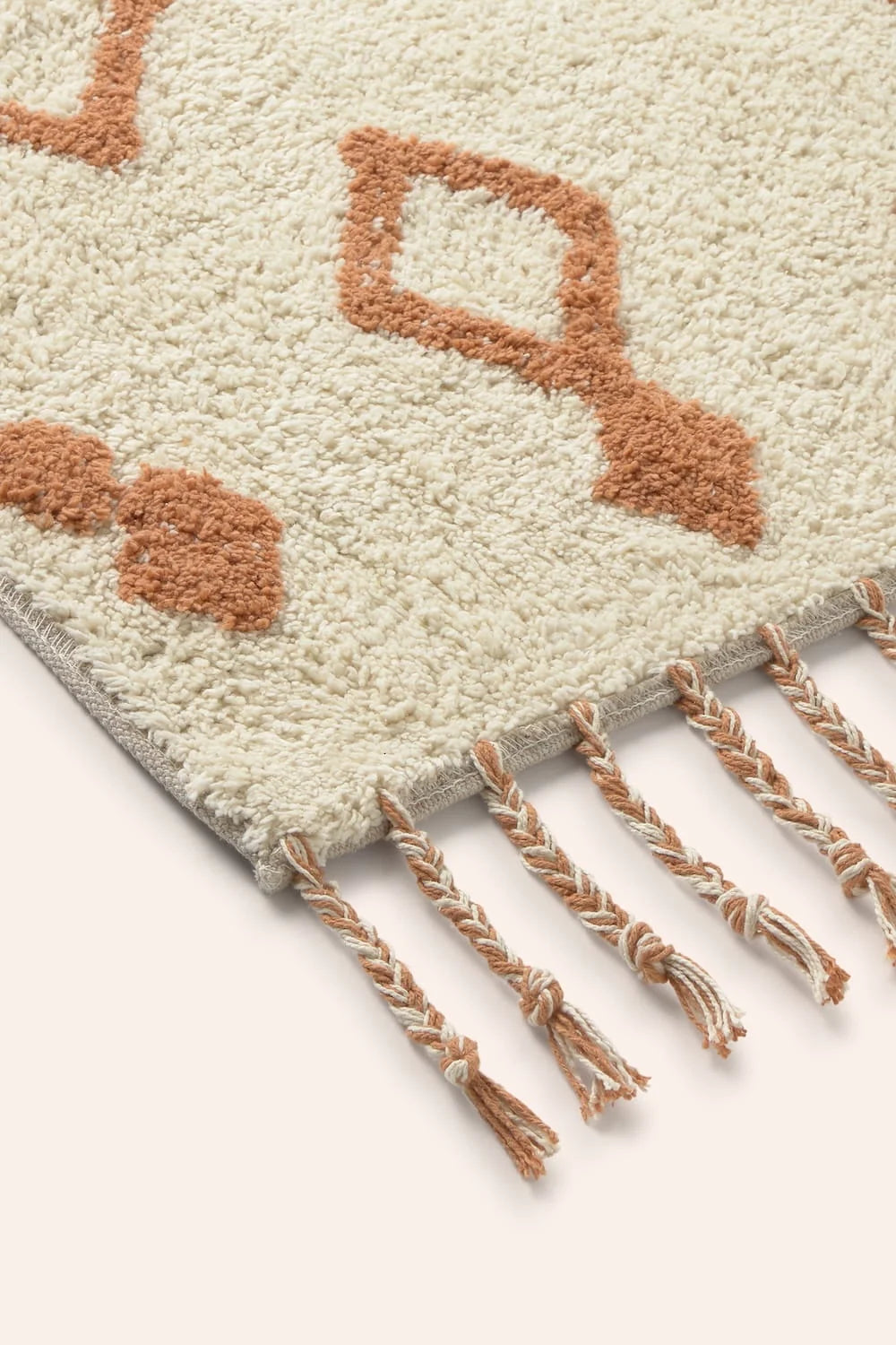 Alfombra de baño de algodón en tufting tierra Fauve-Calma House