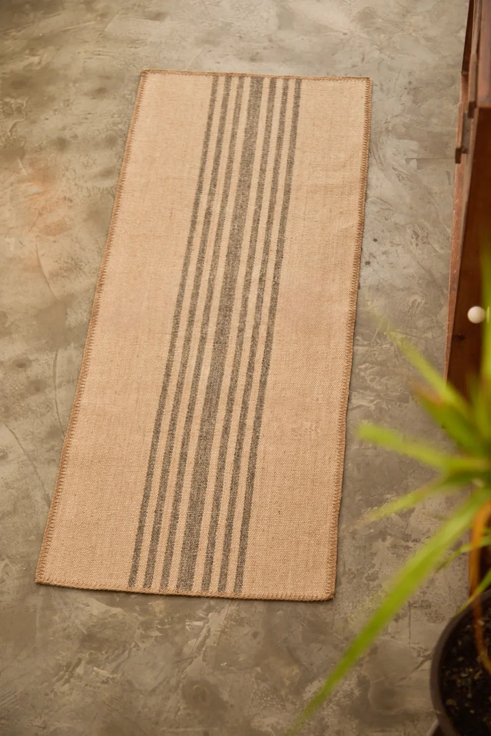 Alfombra pasillera de yute con antideslizante Albons-Calma House