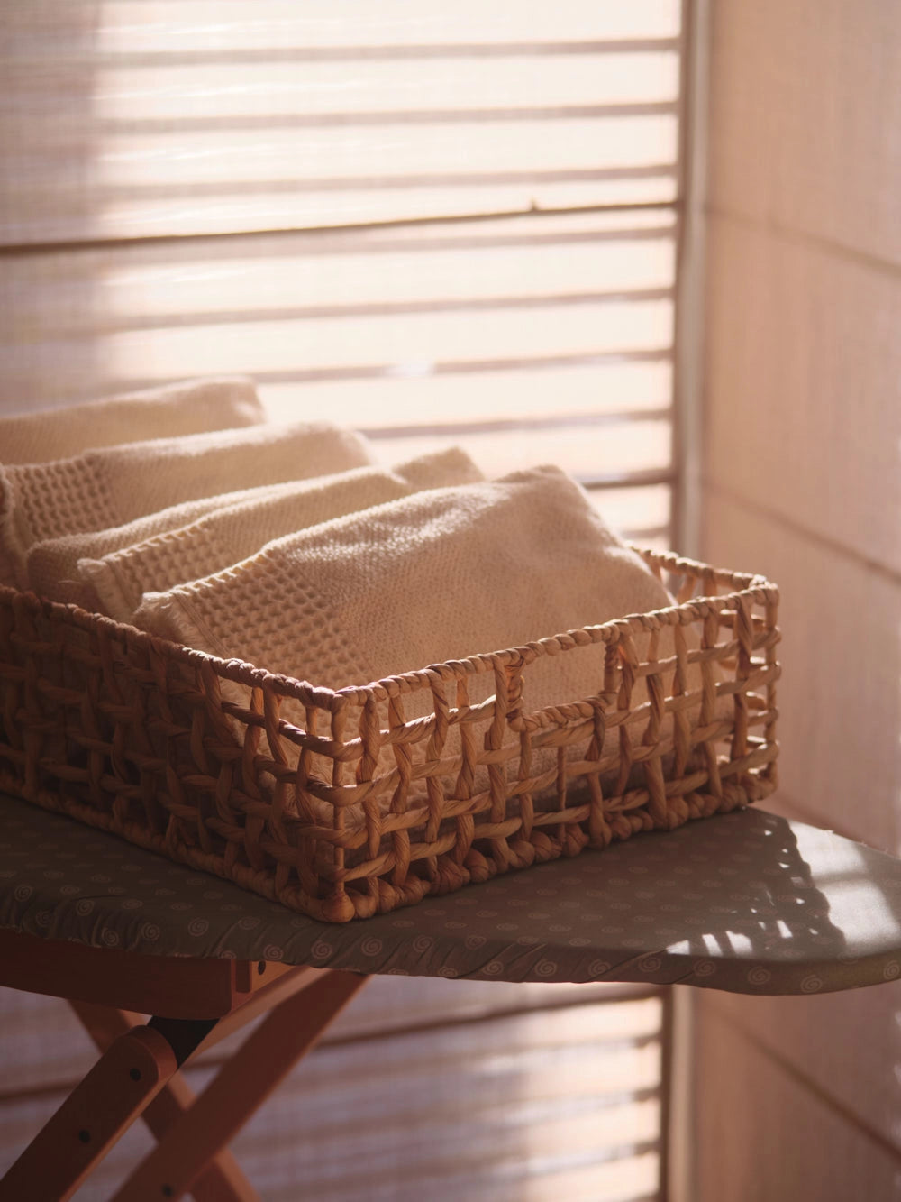 Bandeja de mimbre Saigon-Calma House