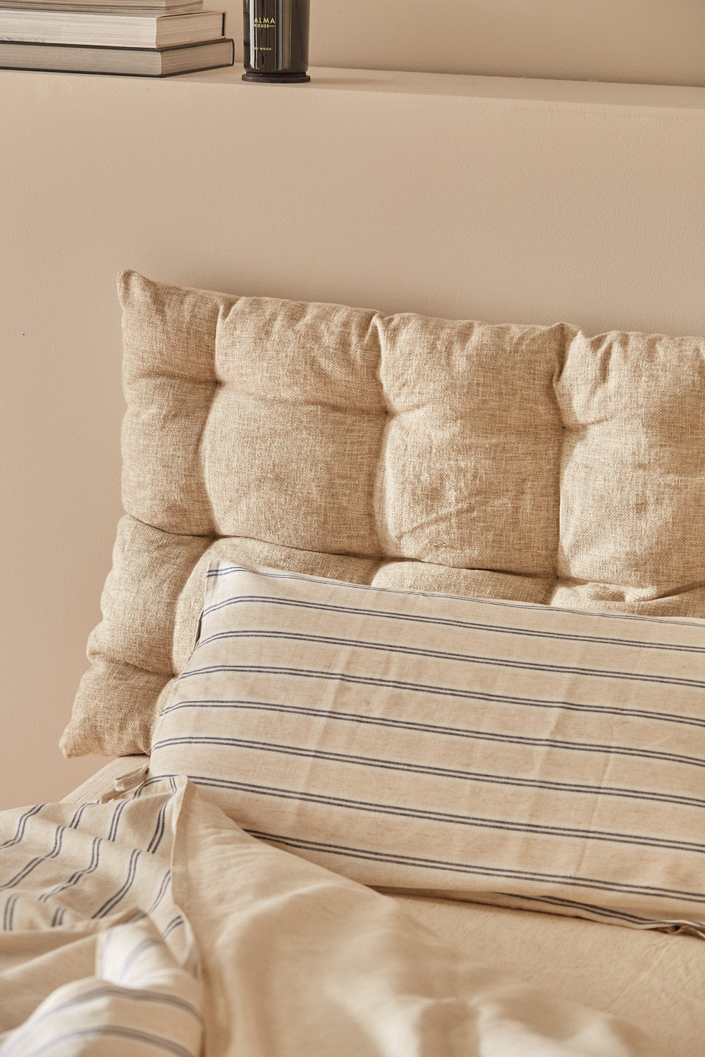 Cabecero de lino acolchado Arga-Calma House