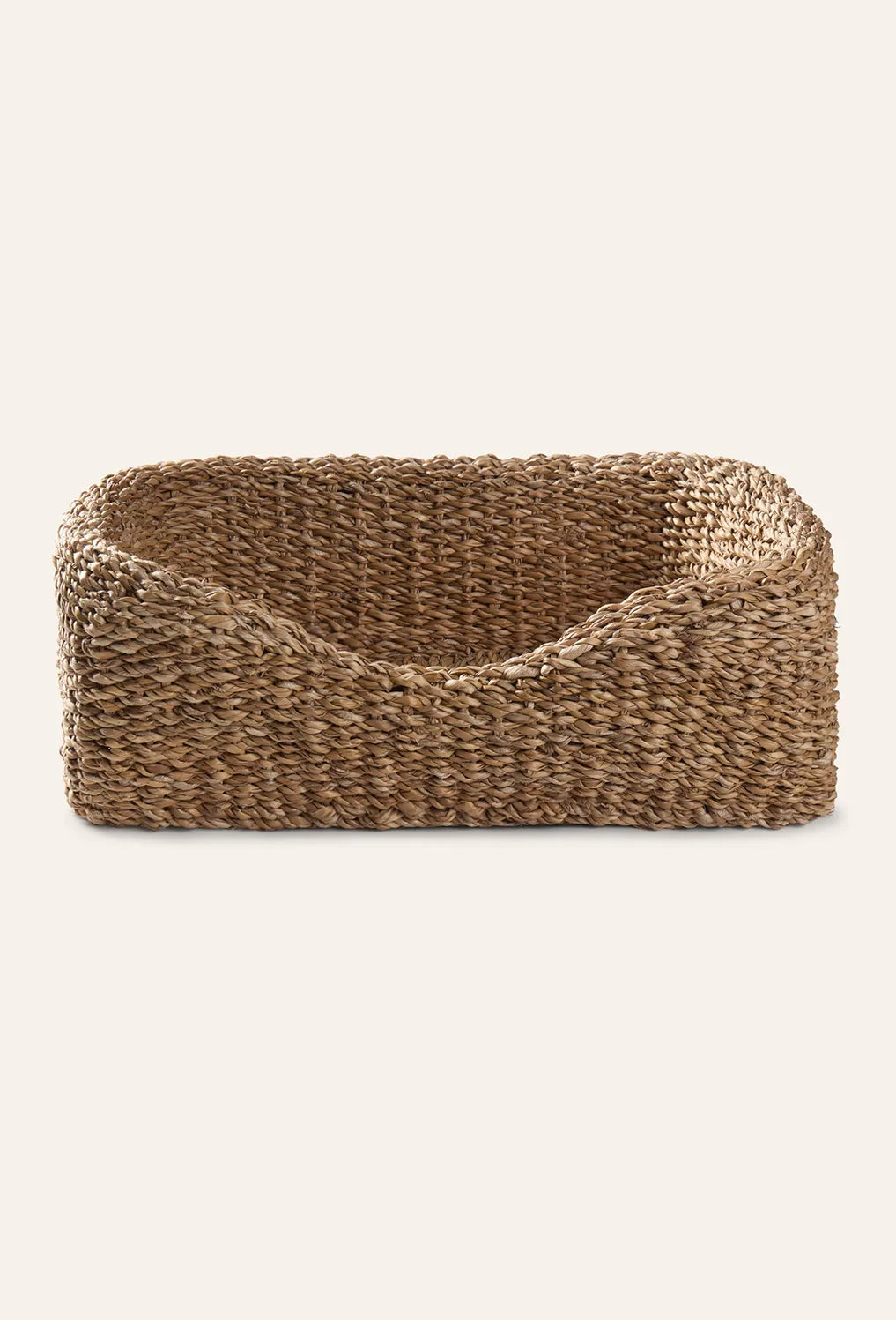 Cama para mascotas de junco de mar Braid con cojín-Calma House