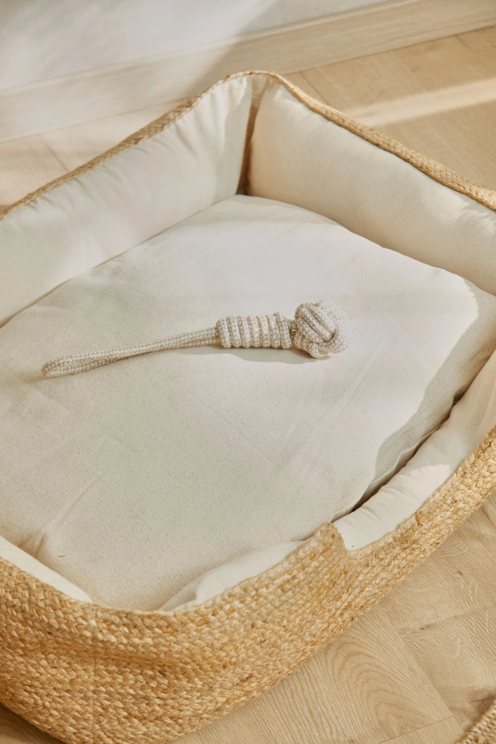 Cama para mascotas de yute Ural-Calma House