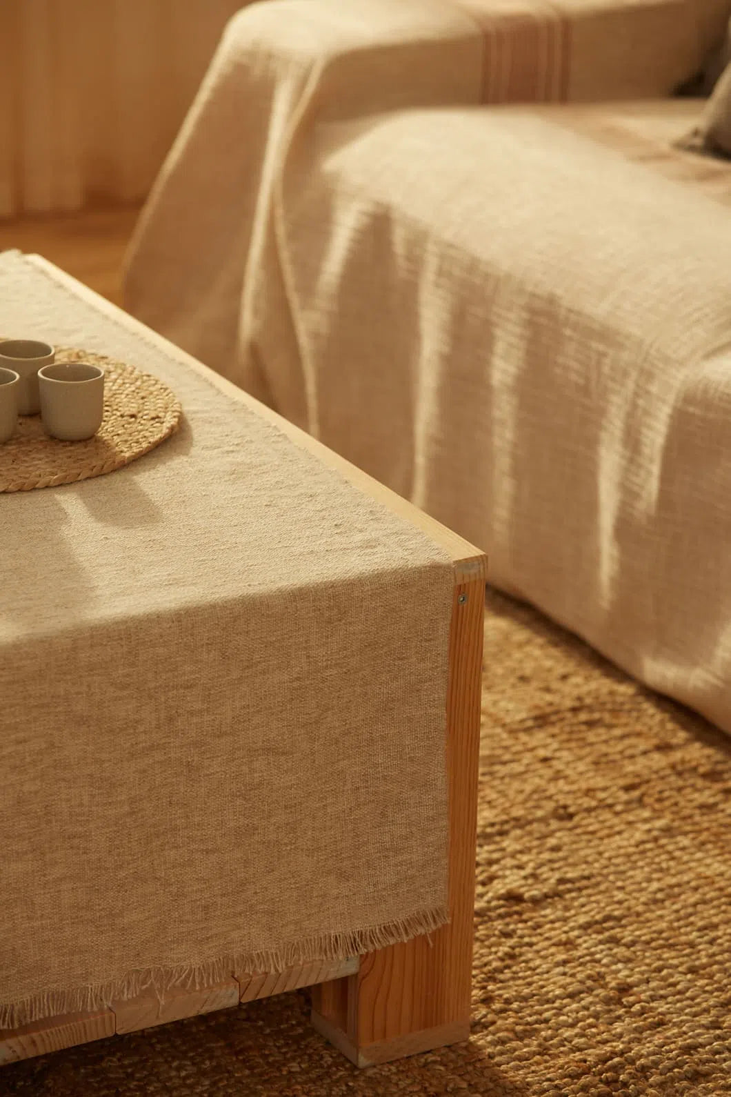 Camino de mesa de lino y algodón beige Arga-Calma House