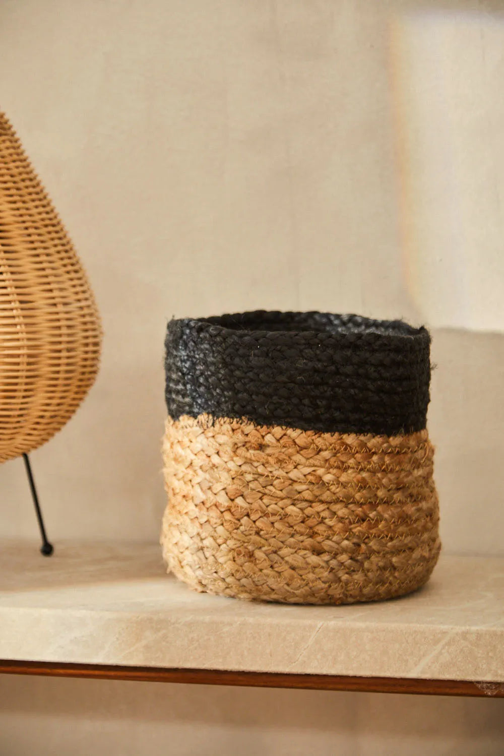 Cesto de yute negro Ural-Calma House