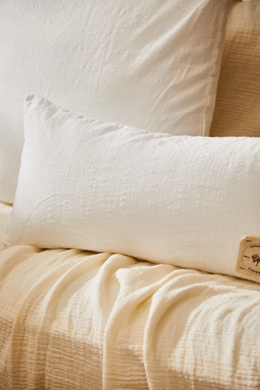 Funda de cojín blanca Gavema-Calma House