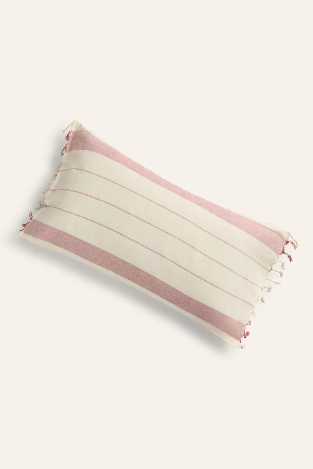 Funda de cojín con rayas tejidas en rojo Tiana-Calma House