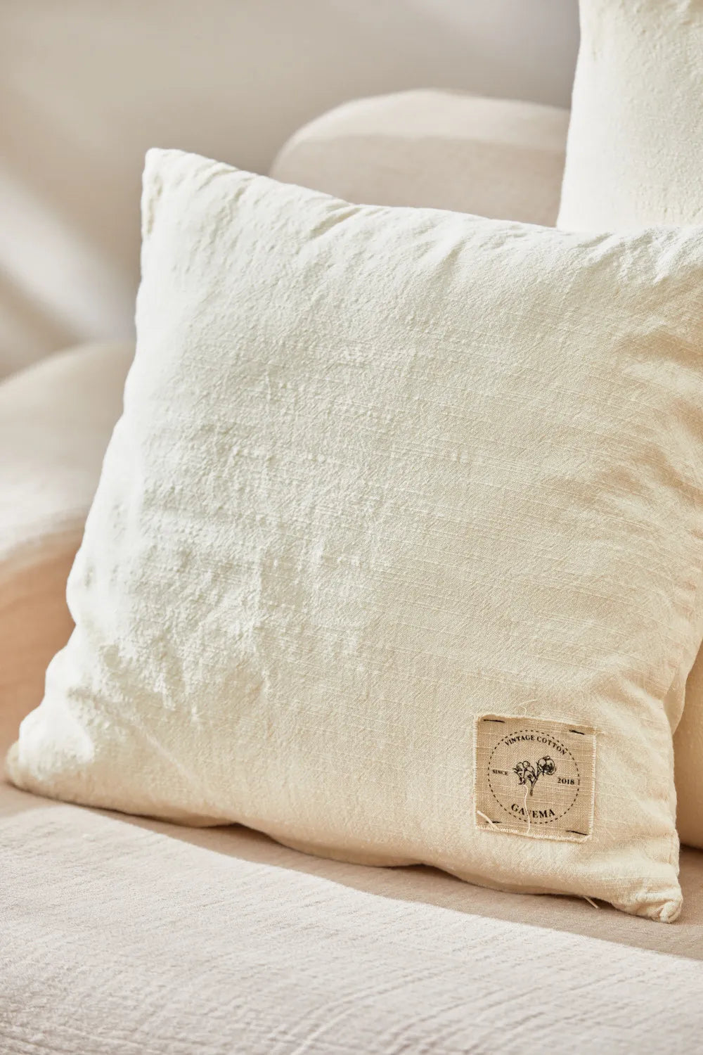 Funda de cojín cruda Gavema-Calma House