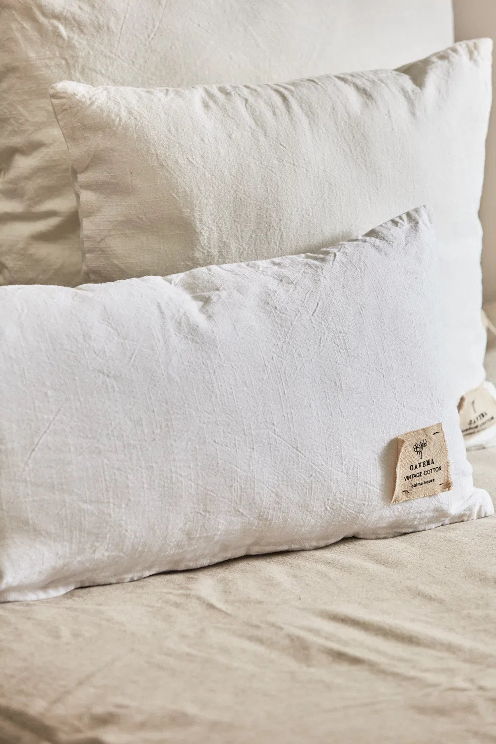 Funda de cojín de algodón vintage crudo Gavema-Calma House