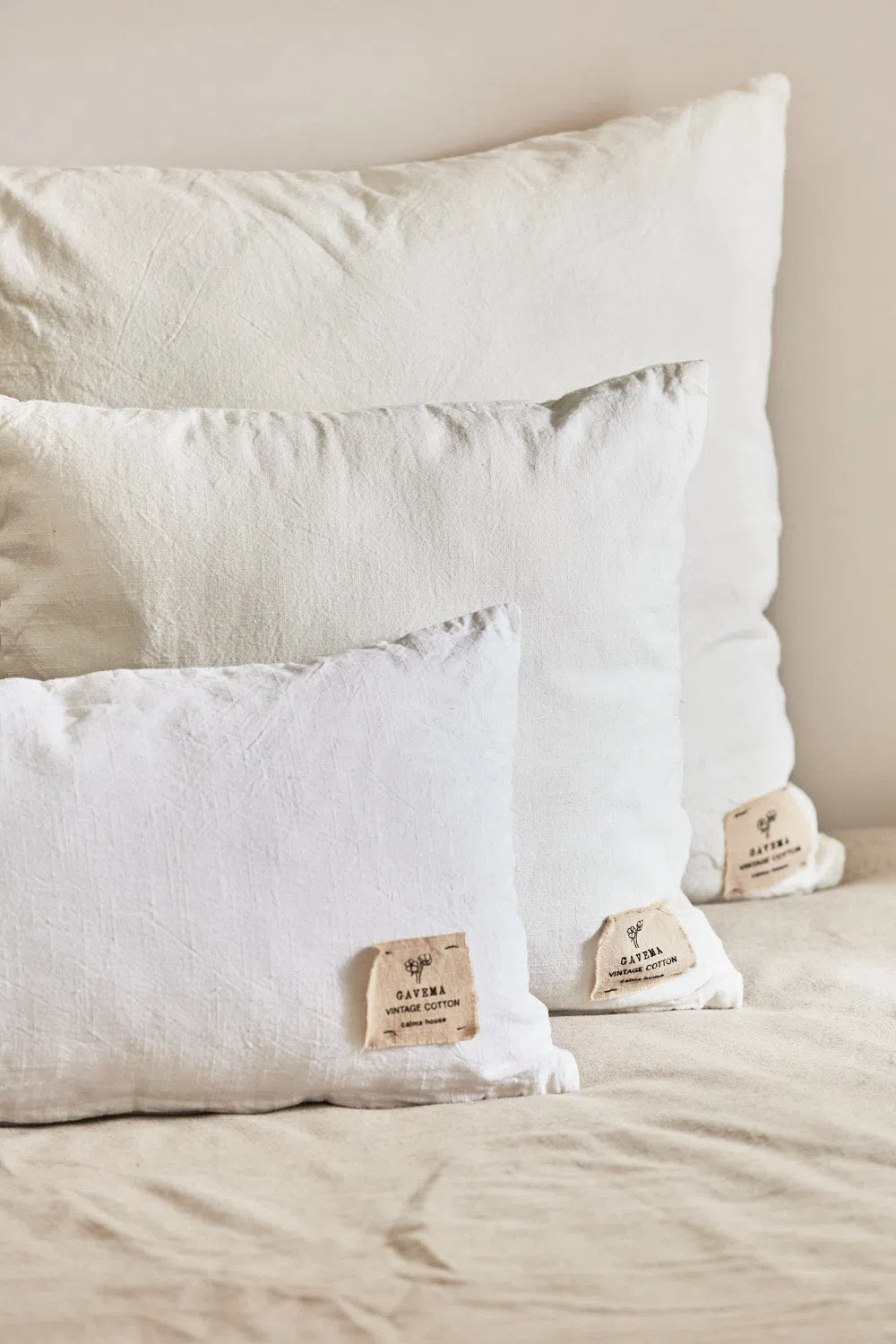 Funda de cojín de algodón vintage crudo Gavema-Calma House