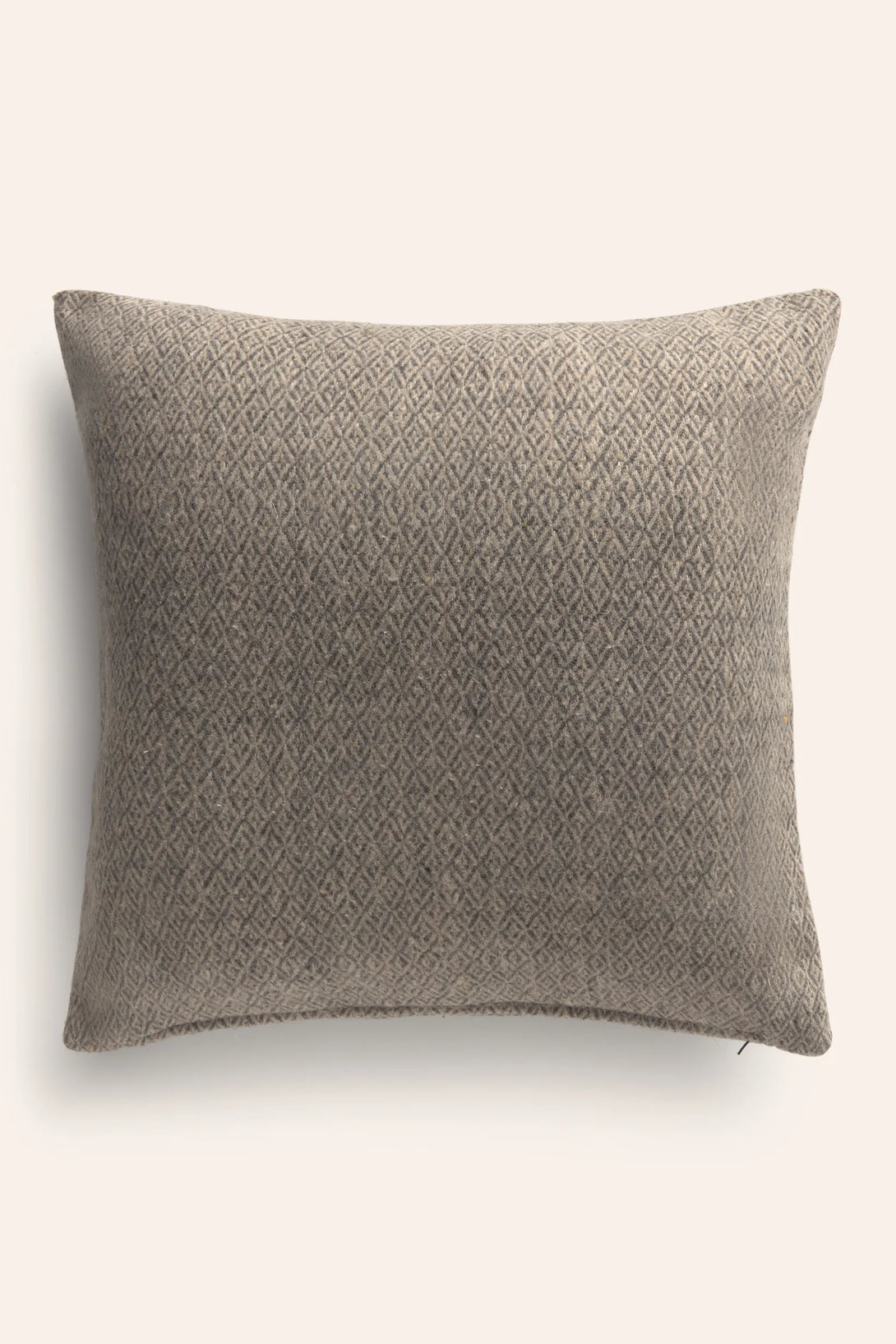 Funda de cojín de lana gris Montana-Calma House